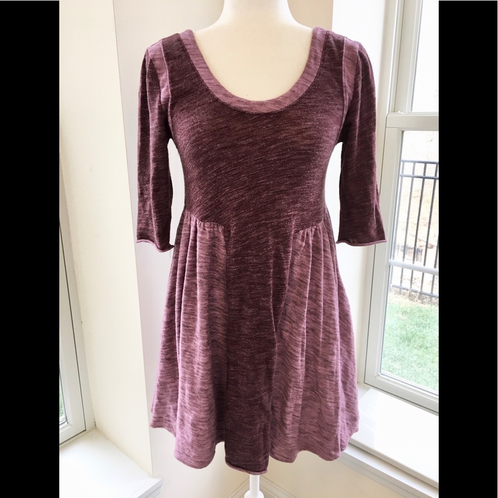 Adorable Free People cozy cotton knit dress!